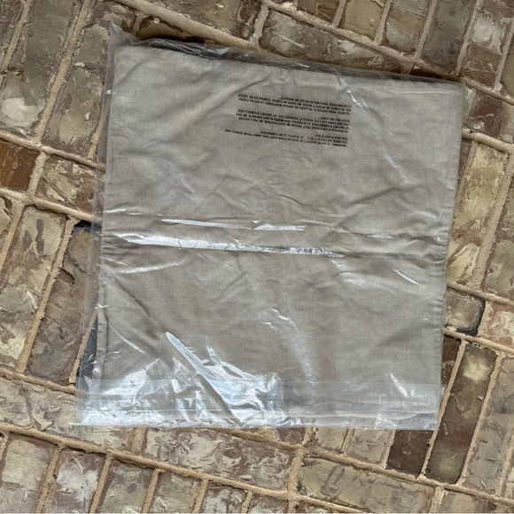 TWO NWT Pottery Barn Aileen Jacquard Pillow Cases - Picture 7 of 8